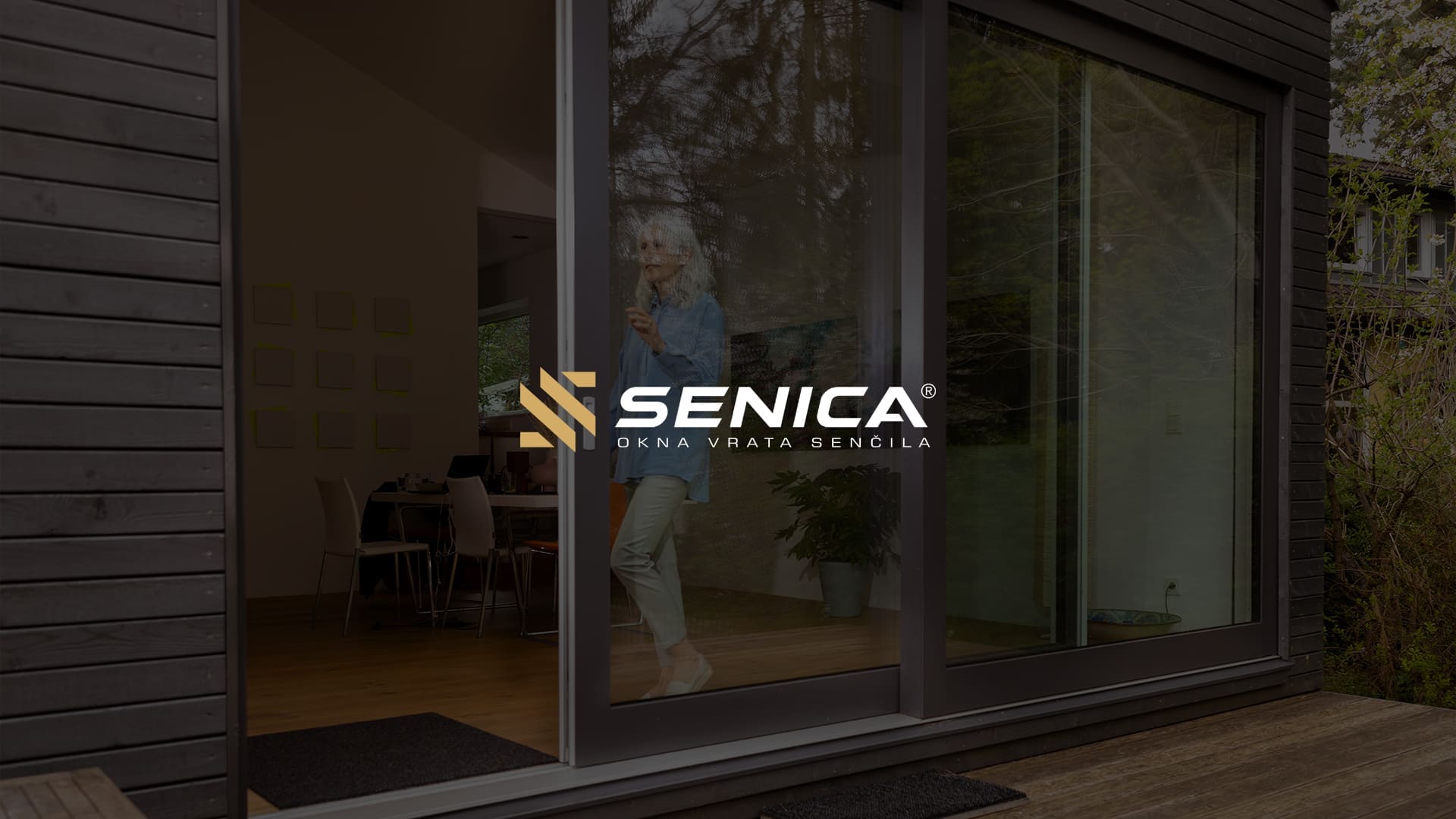 SENČILA SENICA